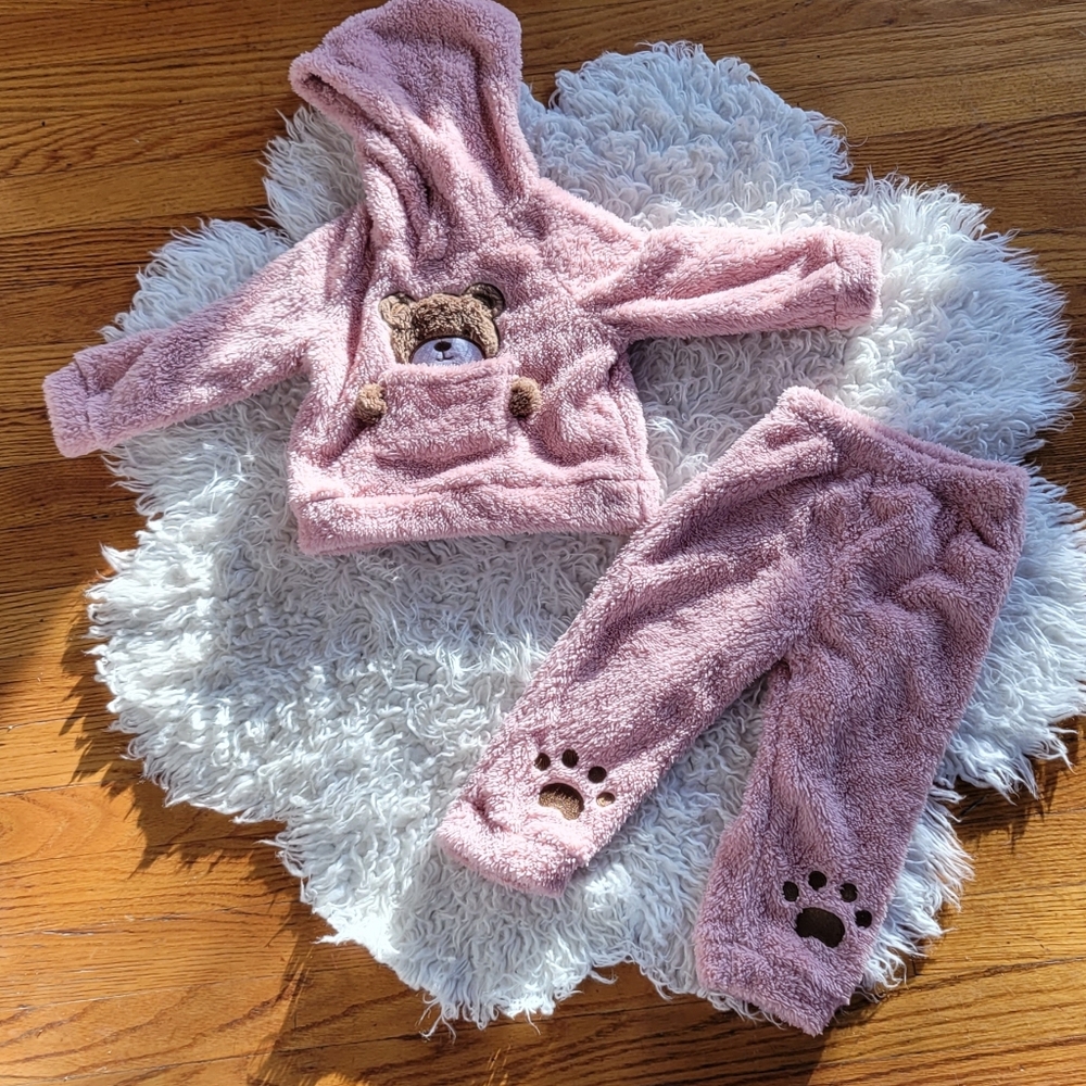 SHEIN Soft Pink Fleece Set